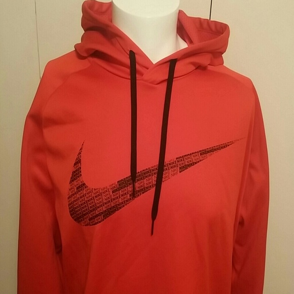 nike long sleeve thermal hoodie